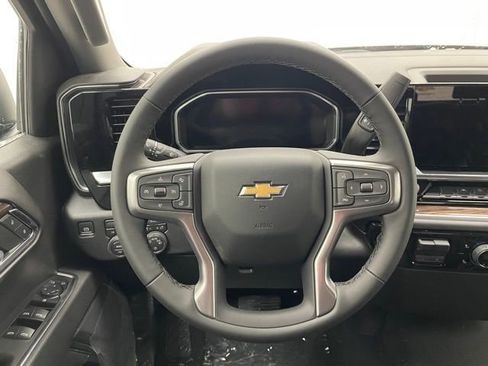 New 2026 Chevrolet Silverado 1500 LT image 8
