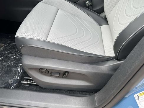 New 2026 Volkswagen Tiguan SE R-Line AWD/4WD image 15