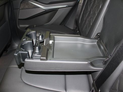 New 2026 BMW X5 xDrive50e image 16