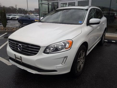 Used 2015 Volvo XC60 T6 Platinum image 1