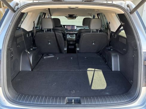 Used 2025 Hyundai Palisade SEL FWD image 34