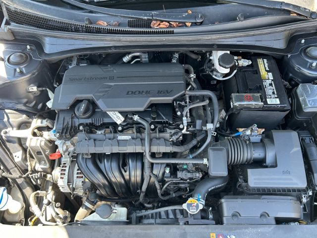 Used 2021 Hyundai Elantra SEL FWD image 36