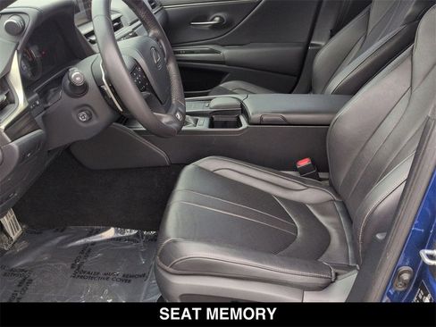 Used 2019 Lexus ES 350 F Sport image 3