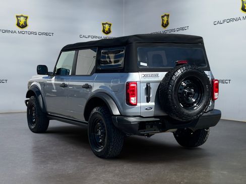 Used 2021 Ford Bronco Black Diamond image 3