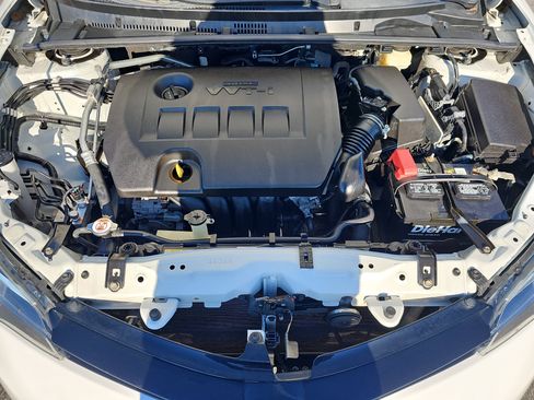 Used 2017 Toyota Corolla LE image 26