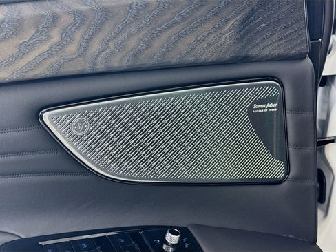 New 2025 Maserati Grecale GT image 18