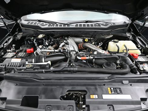 Used 2024 Ford F250 King Ranch image 8