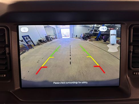 Used 2025 Ford Bronco Badlands AWD/4WD image 29