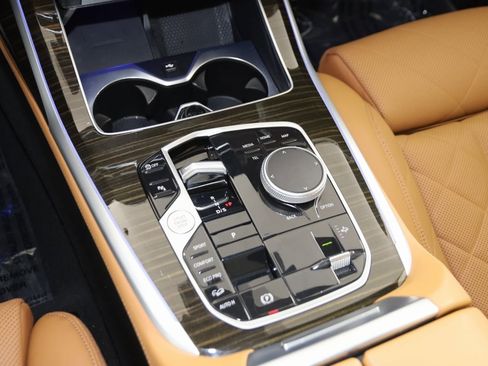 Used 2023 BMW X7 xDrive40i w/ M Sport Package image 35