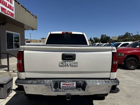 Used 2014 GMC Sierra 1500 SLT w/ SLT Crew Cab Value Package AWD/4WD image 4