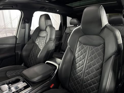 Used 2023 Audi SQ7 Premium Plus AWD/4WD image 41