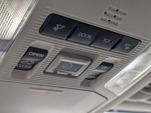 Used 2023 Toyota RAV4 XLE w/ Convenience Package FWD image 24