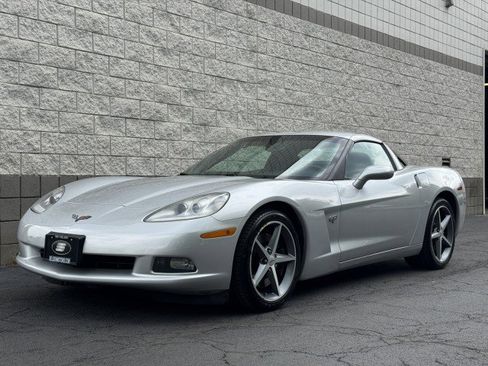 Used 2013 Chevrolet Corvette Coupe RWD image 1