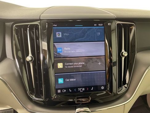 Certified 2025 Volvo XC60 T8 Core w/ Protection Package Premier AWD/4WD image 28
