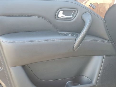 Used 2018 INFINITI QX80 4WD image 15