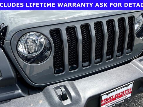 Used 2021 Jeep Wrangler Unlimited Sport AWD/4WD image 23