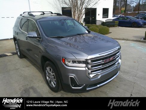 Used 2020 GMC Acadia SLT image 1