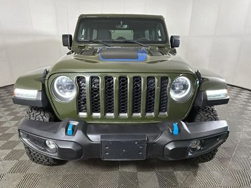 Used 2023 Jeep Wrangler Unlimited Rubicon 4xe w/ Cold Weather Group AWD/4WD image 8