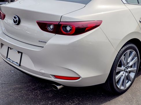 Used 2025 MAZDA MAZDA3 s image 19