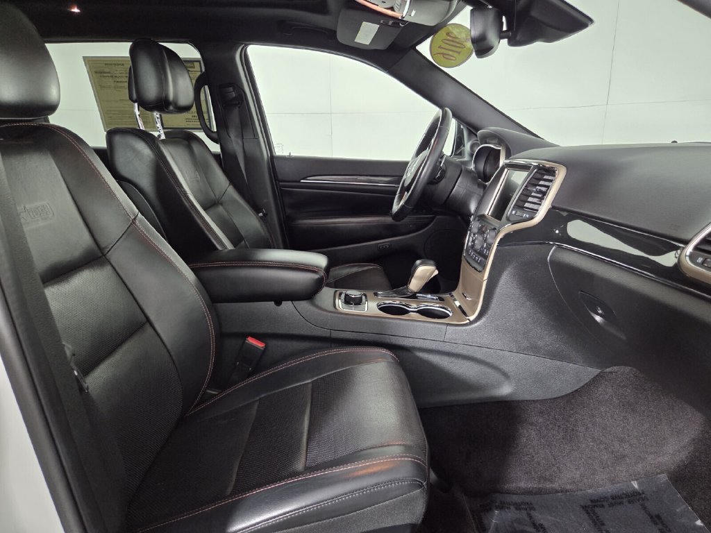Used 2016 Jeep Grand Cherokee Limited 75th Anniversary AWD/4WD image 31