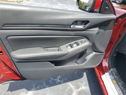 New 2025 Nissan Altima 2.5 SV w/ SV Special Edition Package image 8