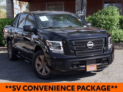 Used 2024 Nissan Titan SV w/ SV Bronze Edition Package AWD/4WD image 2