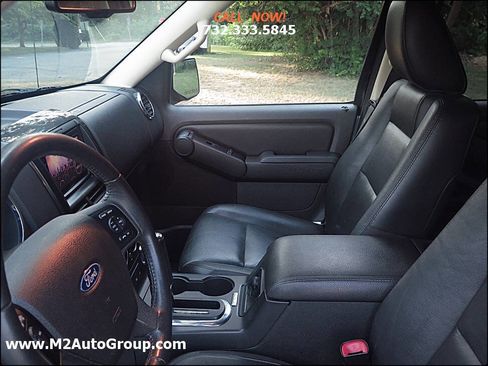 Used 2010 Ford Explorer Sport Trac Limited image 16