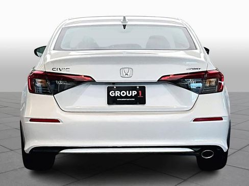 Used 2023 Honda Civic Sport image 5