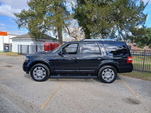 Used 2014 Ford Expedition Limited RWD image 4