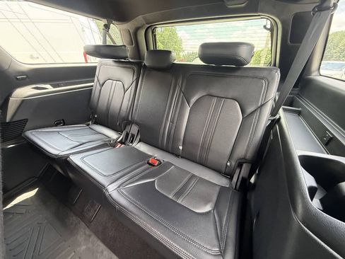 Used 2019 Ford Expedition Max Limited AWD/4WD image 21
