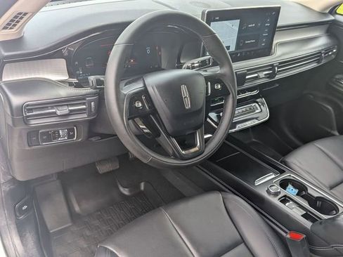 Used 2024 Lincoln Corsair AWD w/ Equipment Group 101A image 11