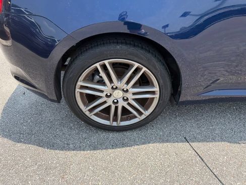 Used 2012 Scion tC FWD image 5