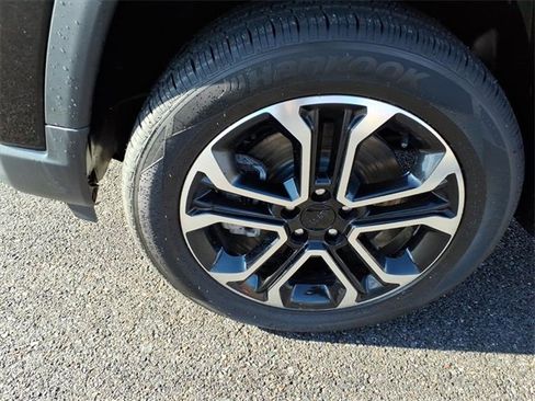 Used 2023 Jeep Compass Limited w/ Sun and Sound Group image 12