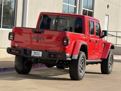 New 2025 Jeep Gladiator Rubicon image 6