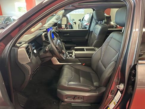 Certified 2023 Toyota Tundra Limited AWD/4WD image 10