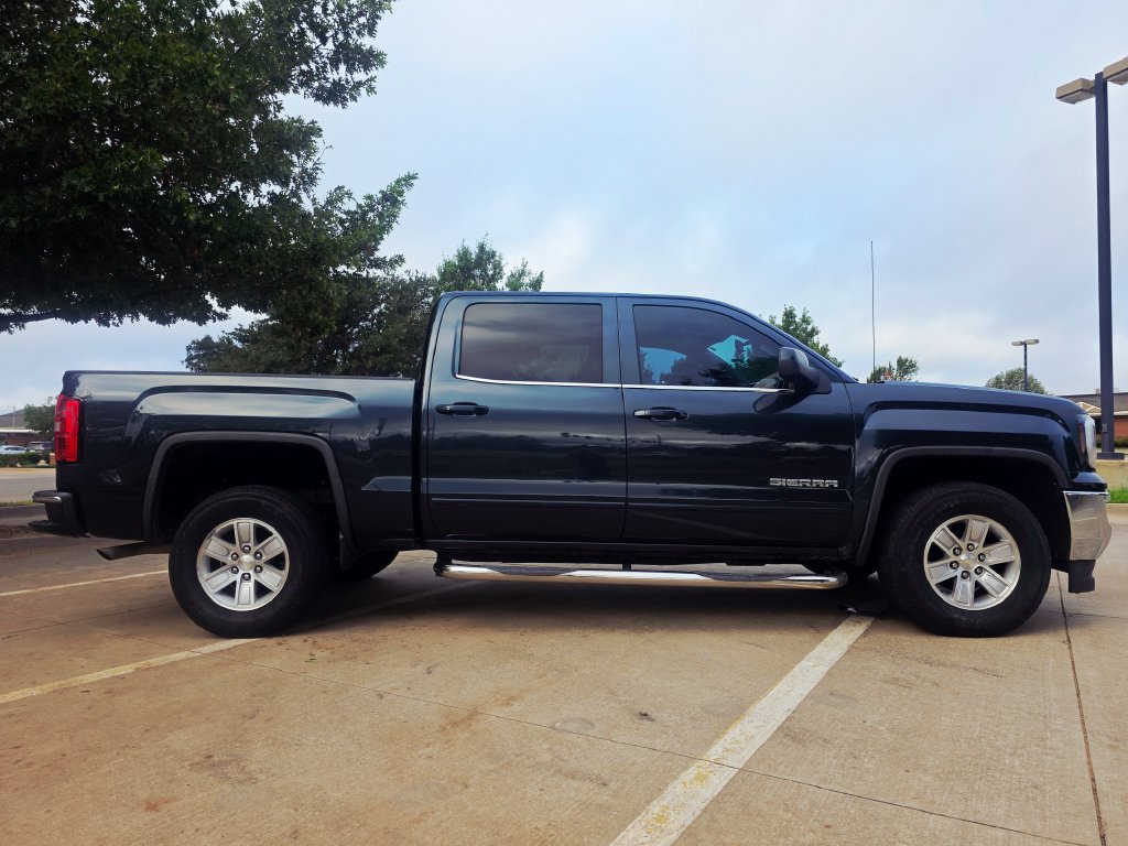 Used 2017 GMC Sierra 1500 SLE w/ SLE Value Package RWD image 21
