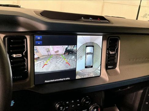 Used 2024 Ford Bronco Outer Banks image 21