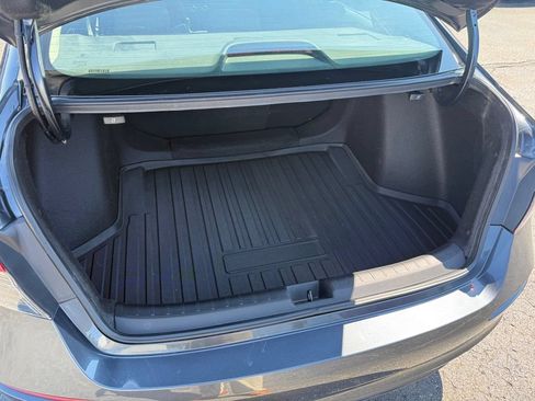 Used 2023 Honda Civic EX image 5