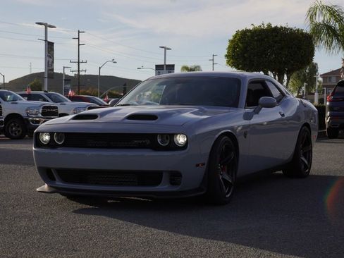 Used 2021 Dodge Challenger SRT Hellcat Redeye image 8