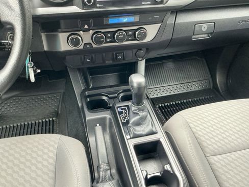Used 2023 Toyota Tacoma SR AWD/4WD image 13