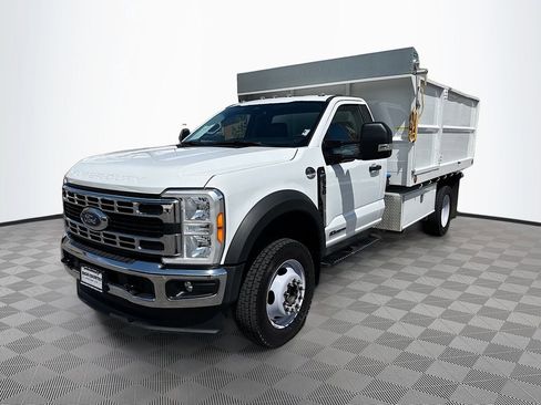 Used 2023 Ford F550 4x4 Regular Cab Super Duty image 3