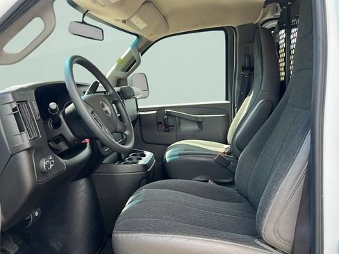 Used 2024 GMC Savana 2500 w/ Driver Convenience Package RWD image 10