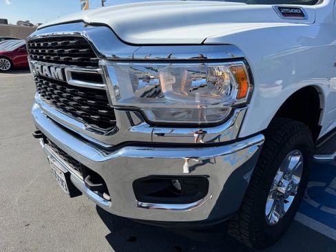 Used 2024 RAM 2500 Big Horn AWD/4WD image 4