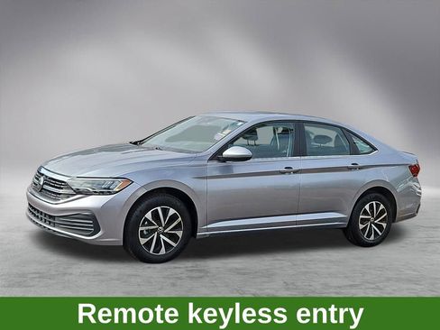 Used 2024 Volkswagen Jetta S image 3