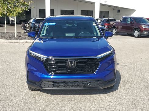 Certified 2025 Honda CR-V EX image 2