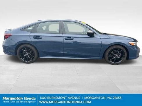 Used 2025 Honda Civic Sport image 10