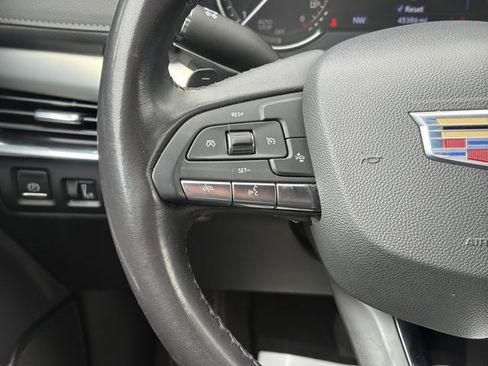 Certified 2023 Cadillac XT4 Premium Luxury image 16