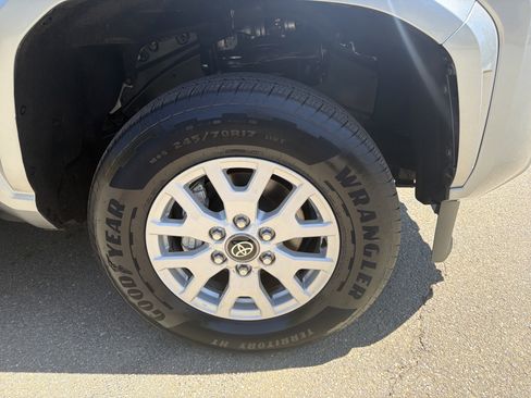 Used 2024 Toyota Tacoma SR5 w/ SR5 Upgrade Package image 12