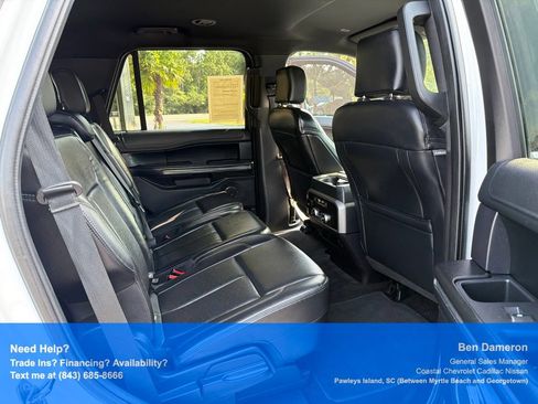 Used 2019 Ford Expedition XLT w/ Equipment Group 201A AWD/4WD image 11