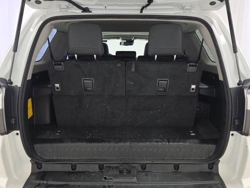 Used 2024 Toyota 4Runner SR5 Premium w/ Moonroof Package AWD/4WD image 18